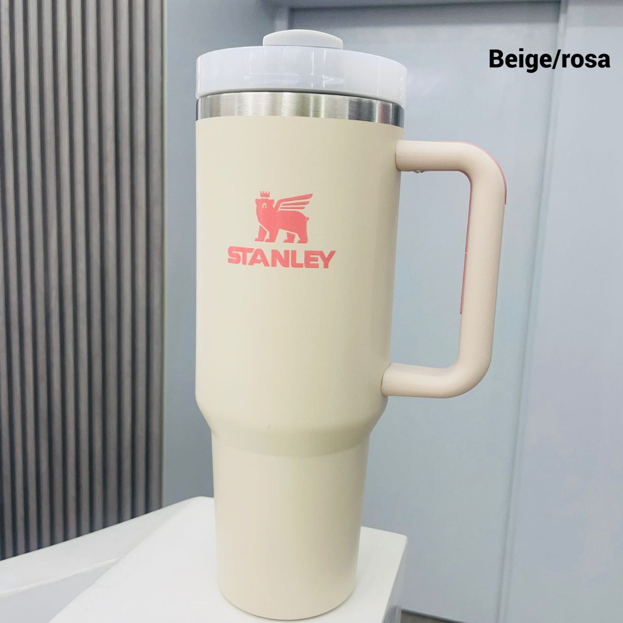 Combo Promocional: Audífonos Diadema AirPods Max 1.1 + Termo Stanley 40 oz